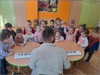 велигденски песни 07 04 2026